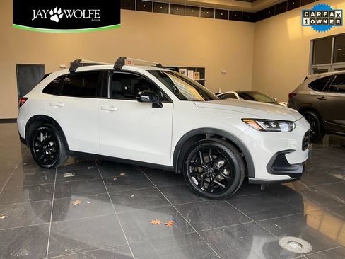 Used 2023 Honda HR-V Sport image 1