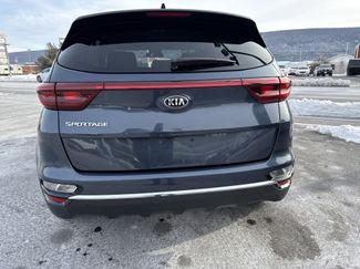 Certified 2022 Kia Sportage LX video 4