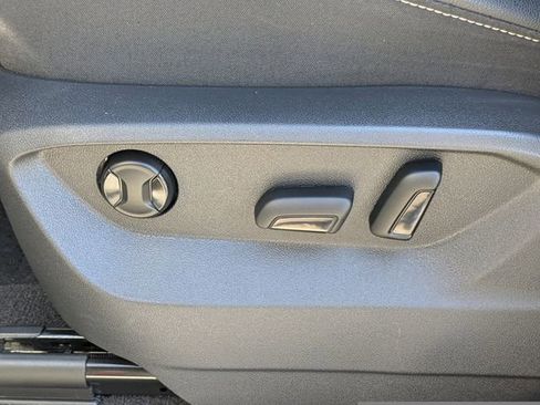 Used 2023 Volkswagen Atlas SE image 26