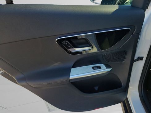 Certified 2026 Mercedes-Benz GLC 300 4MATIC image 28