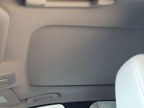 Certified 2024 Nissan Ariya FWD image 9