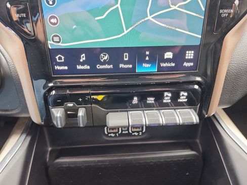 Used 2022 RAM 1500 Laramie image 19