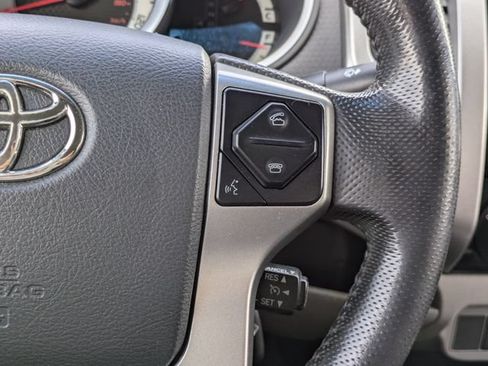 Used 2015 Toyota Tacoma 4x4 Double Cab w/ TRD Off-Road Package image 26