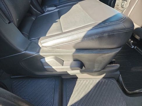 Certified 2023 Ford Explorer Limited w/ Equipment Group 301A image 31