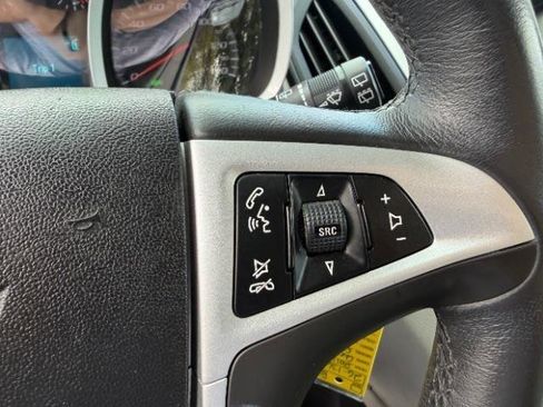 Used 2011 Chevrolet Equinox LTZ FWD image 23