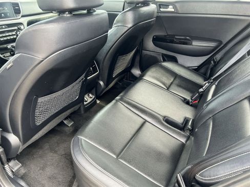 Used 2021 Kia Sportage EX image 19
