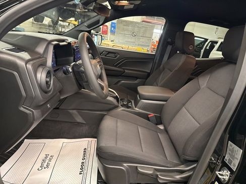 New 2026 Chevrolet Colorado W/T image 11