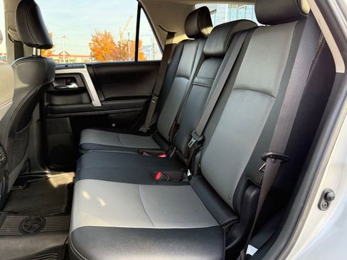 Used 2024 Toyota 4Runner SR5 Premium image 24