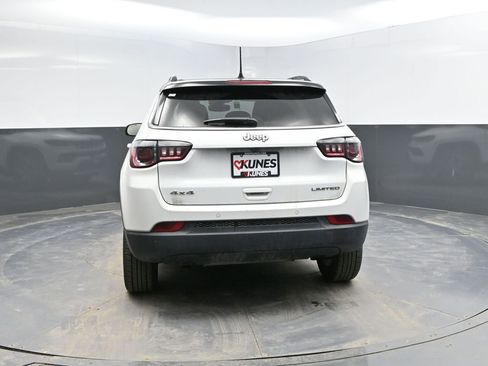 Used 2025 Jeep Compass Limited image 6