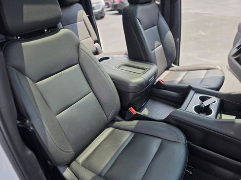 Used 2024 Chevrolet Suburban Z71 w/ Off-Road Capability Package AWD/4WD image 14