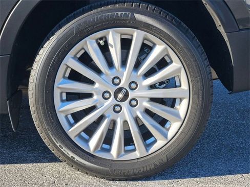 Used 2019 Lincoln MKC Premiere image 6