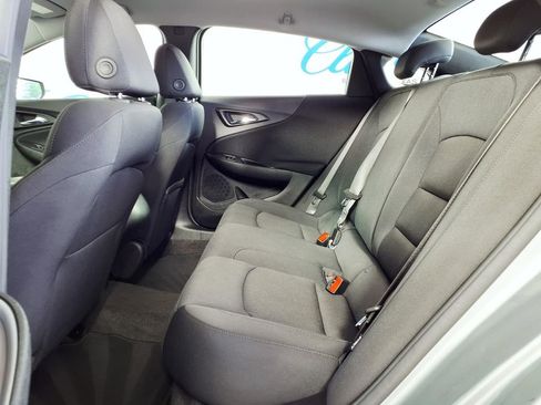 Used 2025 Chevrolet Malibu LS image 9