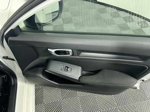 Used 2023 Honda Civic Sport image 23