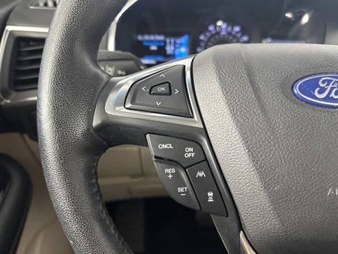 Used 2019 Ford Edge Titanium w/ Equipment Group 301A FWD image 19