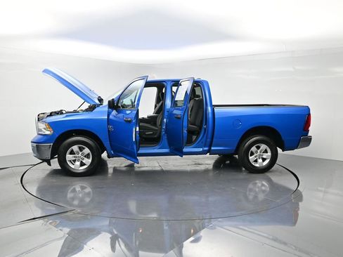 Used 2024 RAM 1500 Classic SLT AWD/4WD image 33