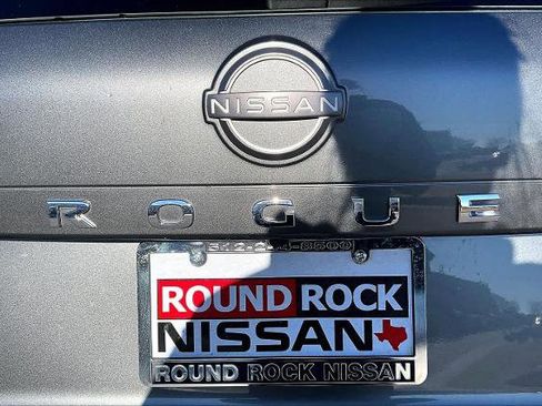 Certified 2023 Nissan Rogue SV image 10
