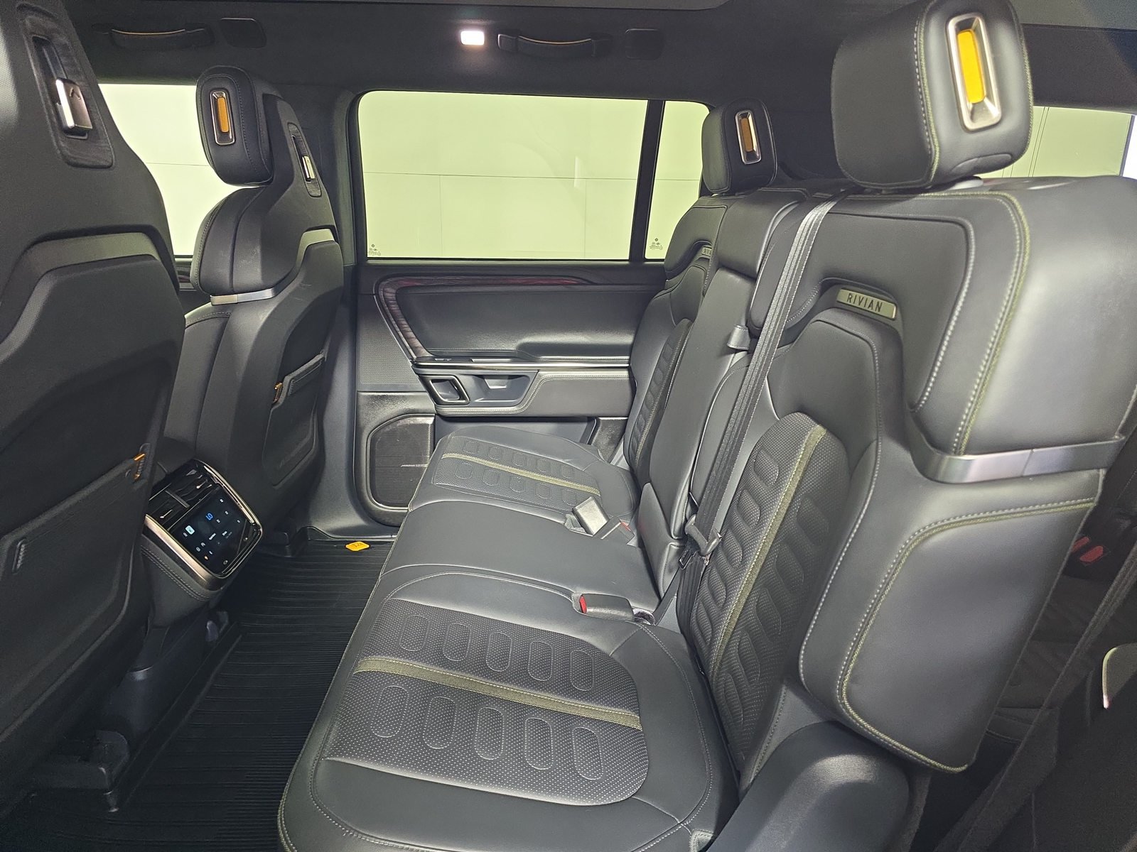 Used 2022 Rivian R1S Launch Edition Quad AWD/4WD image 21