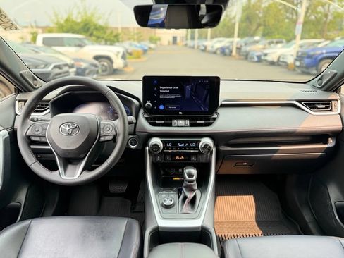 Used 2024 Toyota RAV4 XSE AWD/4WD image 23