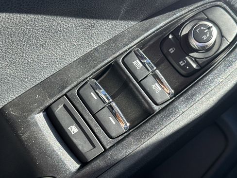 New 2026 Subaru Crosstrek 2.5i Limited w/ Crosstrek Mirror Package image 23