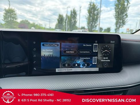 Certified 2025 Nissan Kicks SR FWD image 15