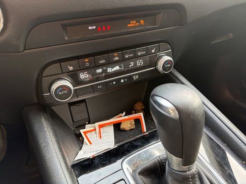 Used 2023 MAZDA CX-5 AWD 2.5 S w/ Select Package image 17