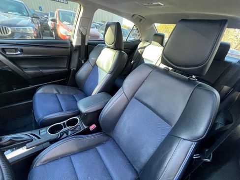 Used 2019 Toyota Corolla SE image 12