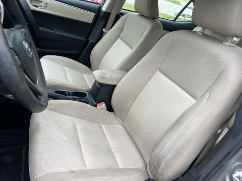 Used 2014 Toyota Corolla LE FWD image 10