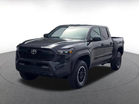 Used 2025 Toyota Tacoma TRD Off-Road AWD/4WD image 7