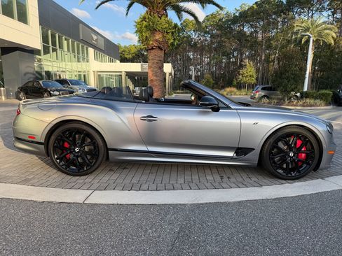 Certified 2024 Bentley Continental GT image 5
