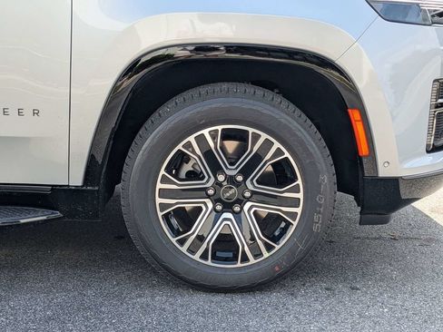 New 2026 Jeep Grand Wagoneer L 4WD w/ HD Trailer Tow Package image 12