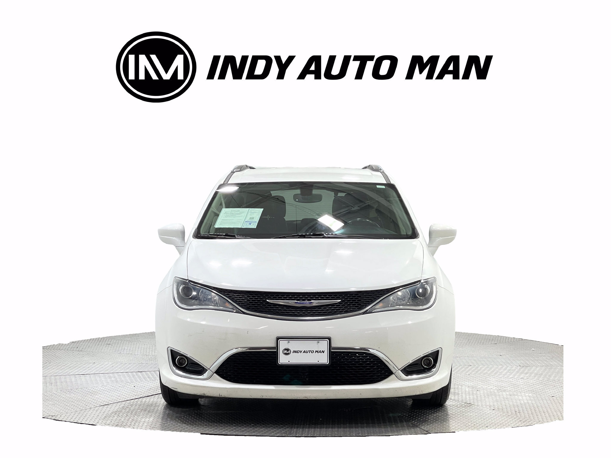 Used 2019 Chrysler Pacifica Touring-L FWD image 9