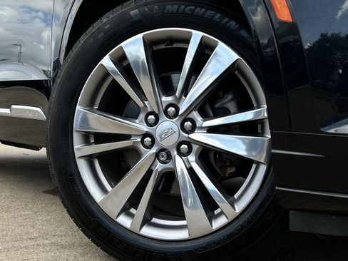 Used 2024 Cadillac XT6 Premium Luxury AWD/4WD image 11