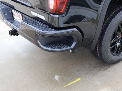 New 2026 GMC Sierra 1500 Elevation image 35