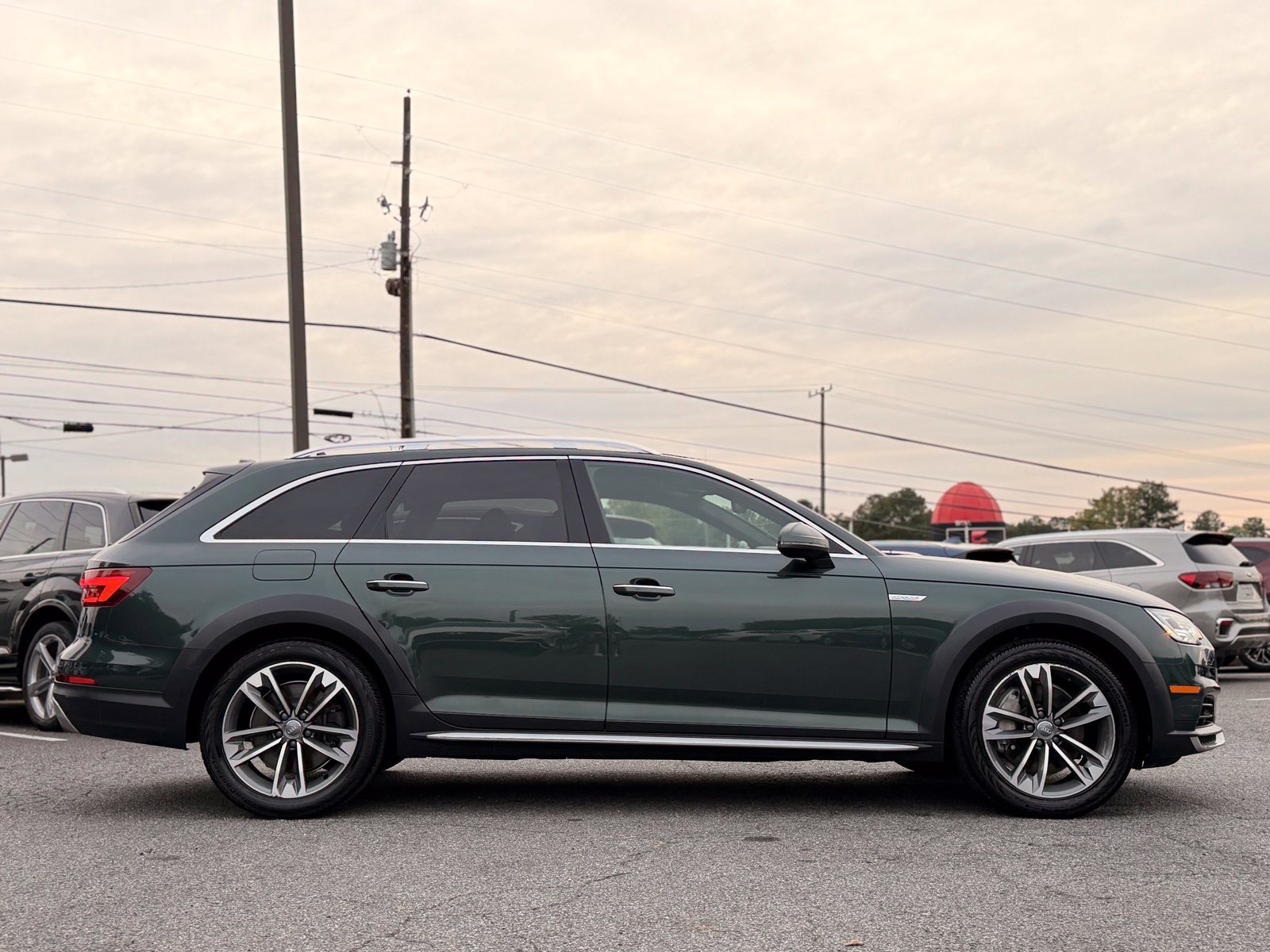 Used 2018 Audi A4 2.0T allroad Premium Plus AWD/4WD image 6