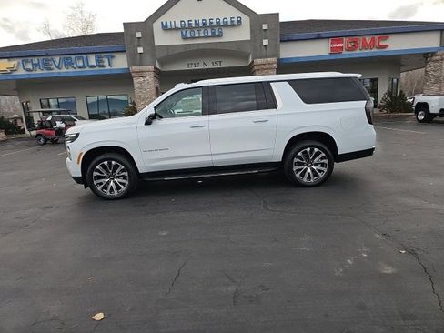 New 2026 Chevrolet Suburban High Country image 53