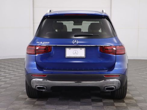 New 2026 Mercedes-Benz GLB 250 image 6