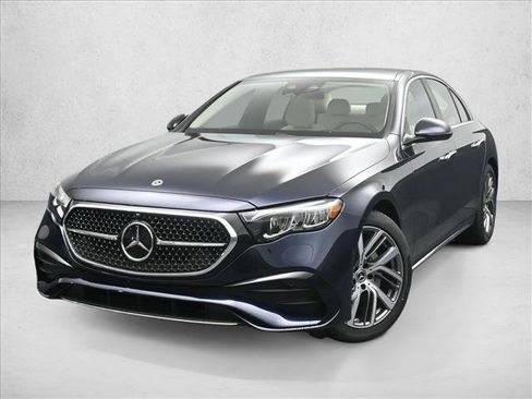 New 2026 Mercedes-Benz E 350 4MATIC Sedan image 2