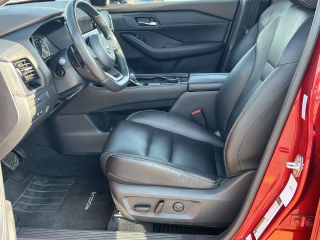 Used 2023 Nissan Rogue SL w/ SL Premium Package AWD/4WD image 13
