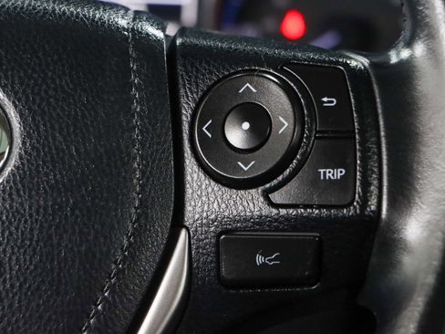 Used 2018 Toyota RAV4 Limited FWD image 14