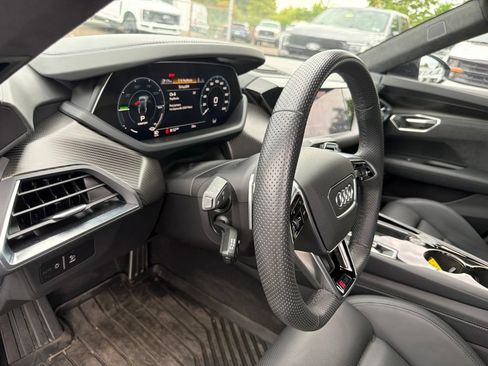 Used 2023 Audi RS e-tron GT w/ Carbon Performance Package AWD/4WD image 20