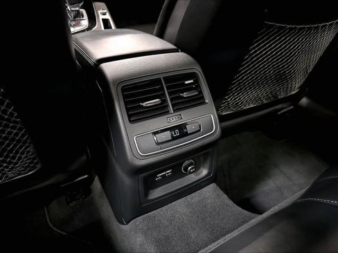 Used 2023 Audi S4 Premium Plus w/ Premium Plus Package AWD/4WD image 34