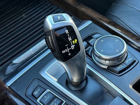 Used 2016 BMW X5 xDrive40e image 21