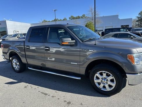 Used 2013 Ford F150 XLT w/ Luxury Equipment Group image 2