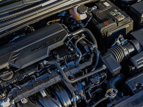 Used 2023 Hyundai Elantra SEL w/ Convenience Package image 28