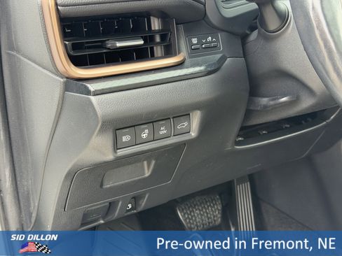 Used 2024 Toyota Grand Highlander AWD Hybrid image 13