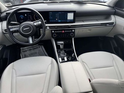 Certified 2025 Hyundai Tucson SEL image 12