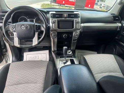 Used 2017 Toyota 4Runner SR5 AWD/4WD image 13