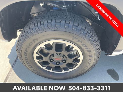 Certified 2026 Toyota Tacoma TRD Off-Road AWD/4WD image 15