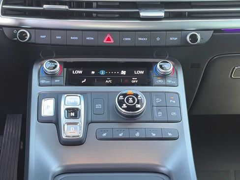 Used 2024 Hyundai Palisade Calligraphy AWD/4WD image 17