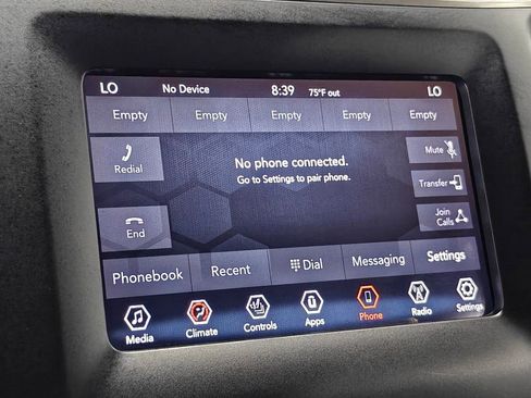 Used 2019 Jeep Cherokee Latitude Plus w/ Comfort/Convenience Group AWD/4WD image 38